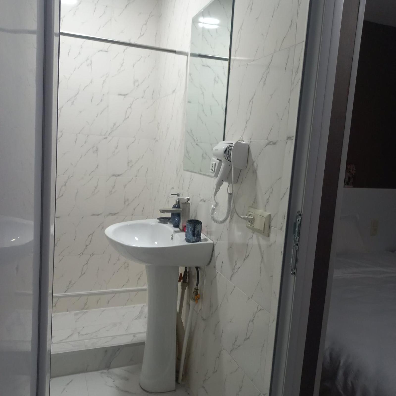 Ira & Vaso'S Guest House Borjomipark ห้อง รูปภาพ